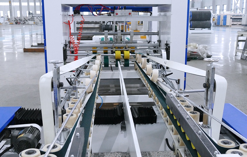 Automatic Gluing Machine - HUAYU