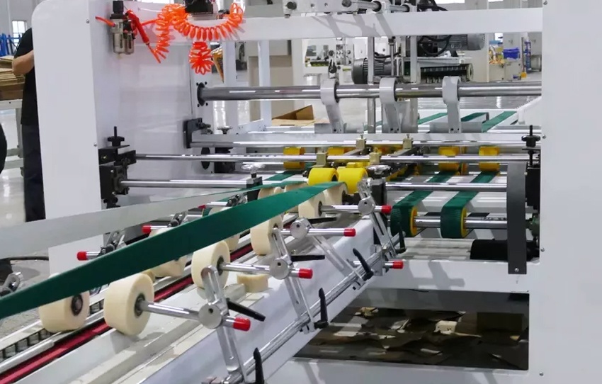 Corrugated Carton Gluer Machine - Buy Corrugated Carton Gluer Machine ...