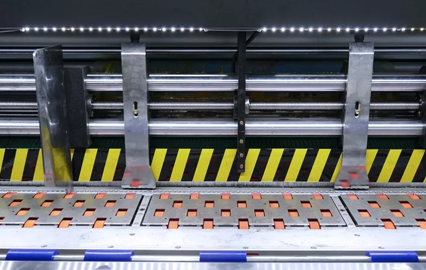 HUAYU Automatic High-speed Printing Slotter Die-cutter with Vibrator Stacker